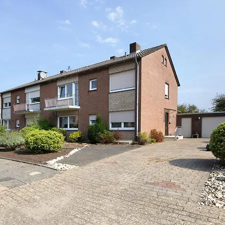 Ruhiges Am Stadtrand *