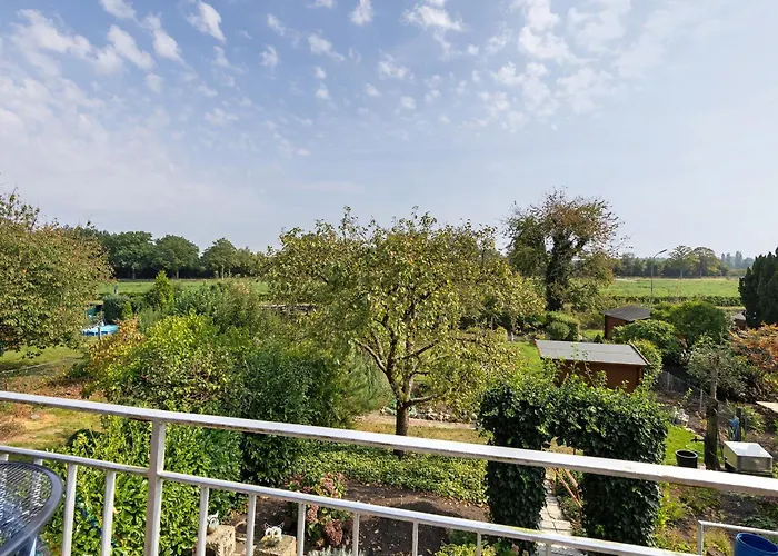 Ruhiges Am Stadtrand Lejlighed